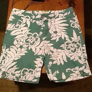 Lee Green and White Flower Shorts